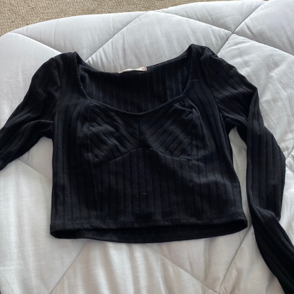 altard states cropped black long sleeve
